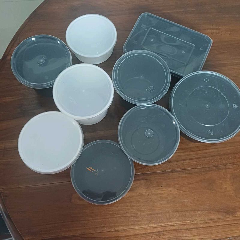 Set of 9 mixed food delivery containers