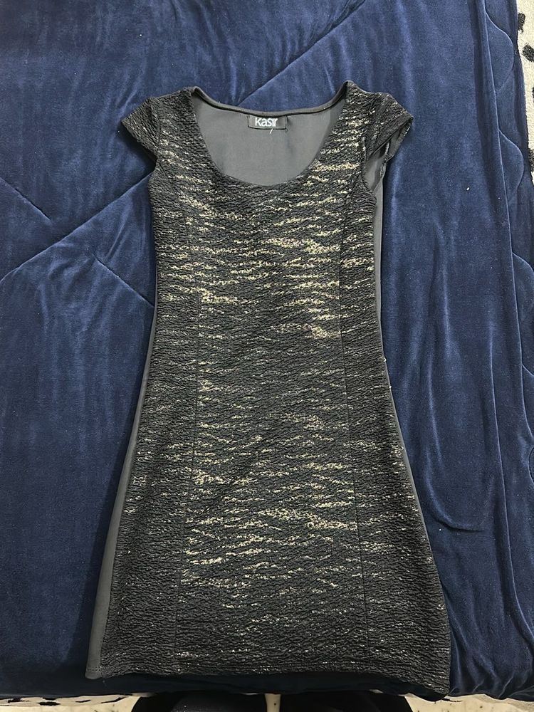 Kasrr Dress - Stylish &amp; Chic