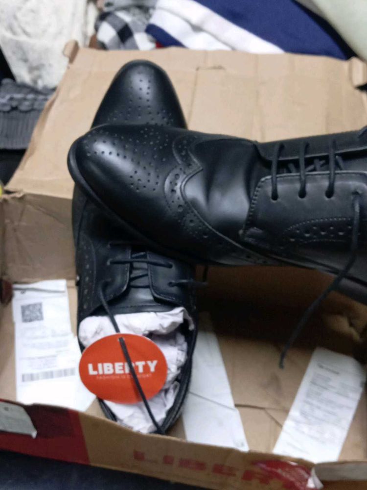 PRICE DROP Liberty Leather Shoe