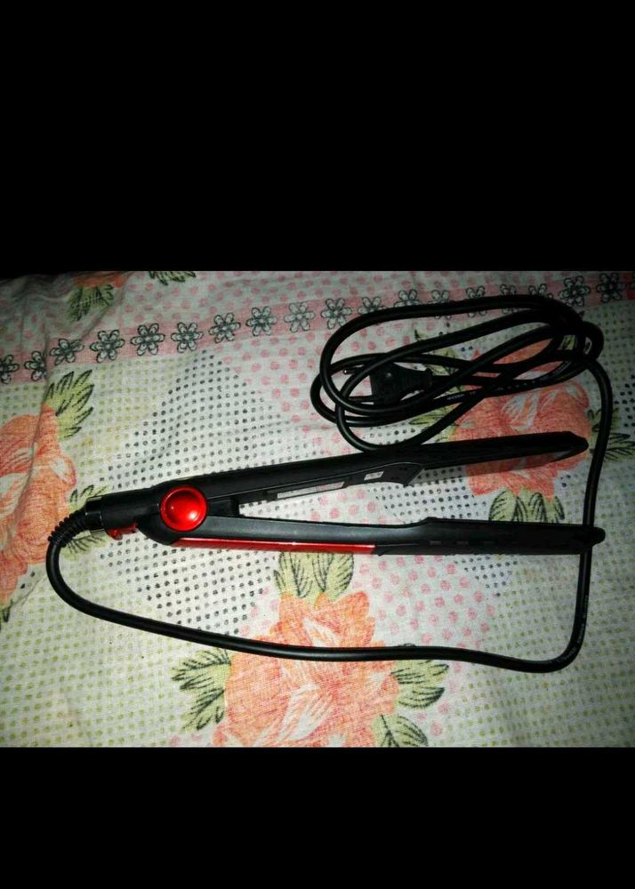 Nova Hair Straightener