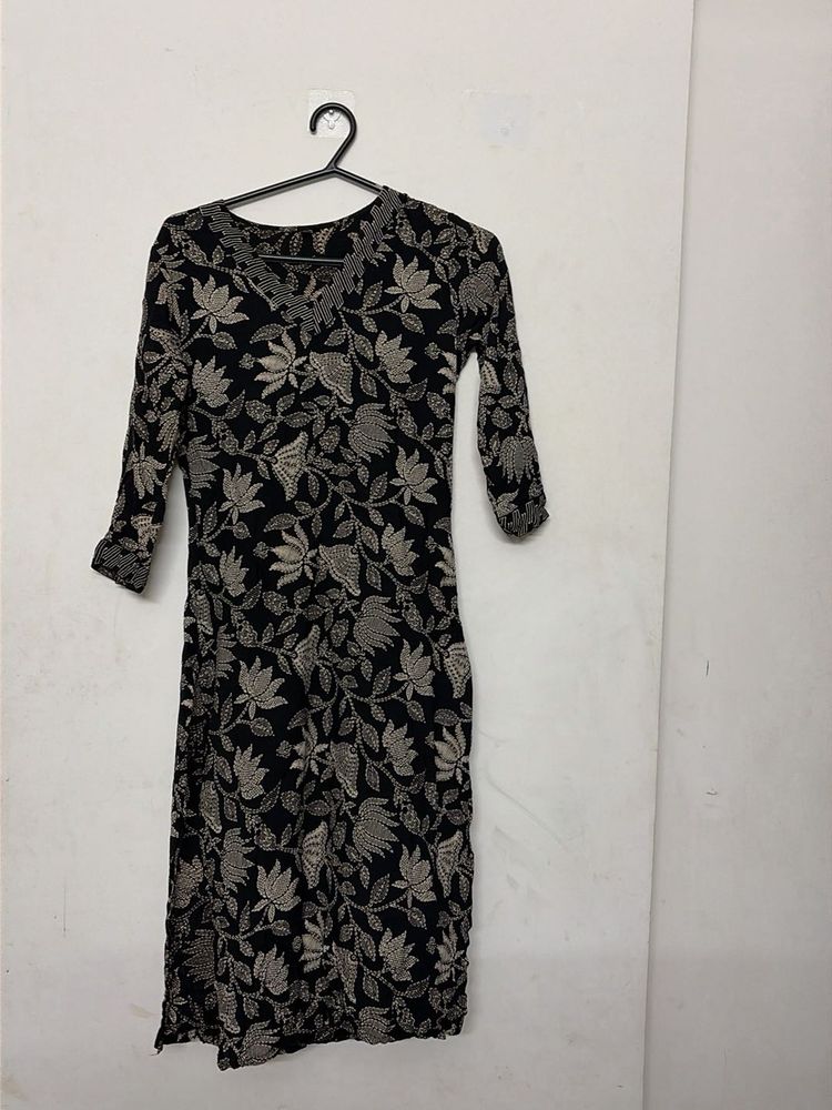 Black Floral Print Kurta