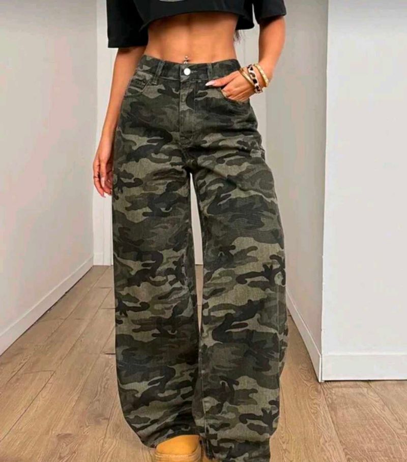 Trendy Camouflage Wide-Leg Pants