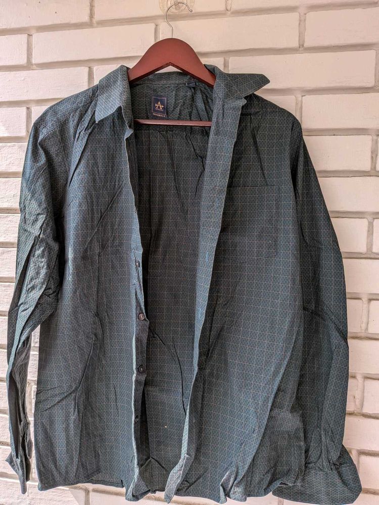 Green formal shirt