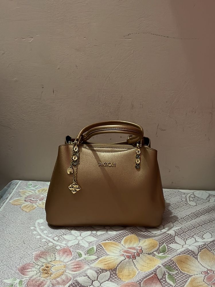 hand bag