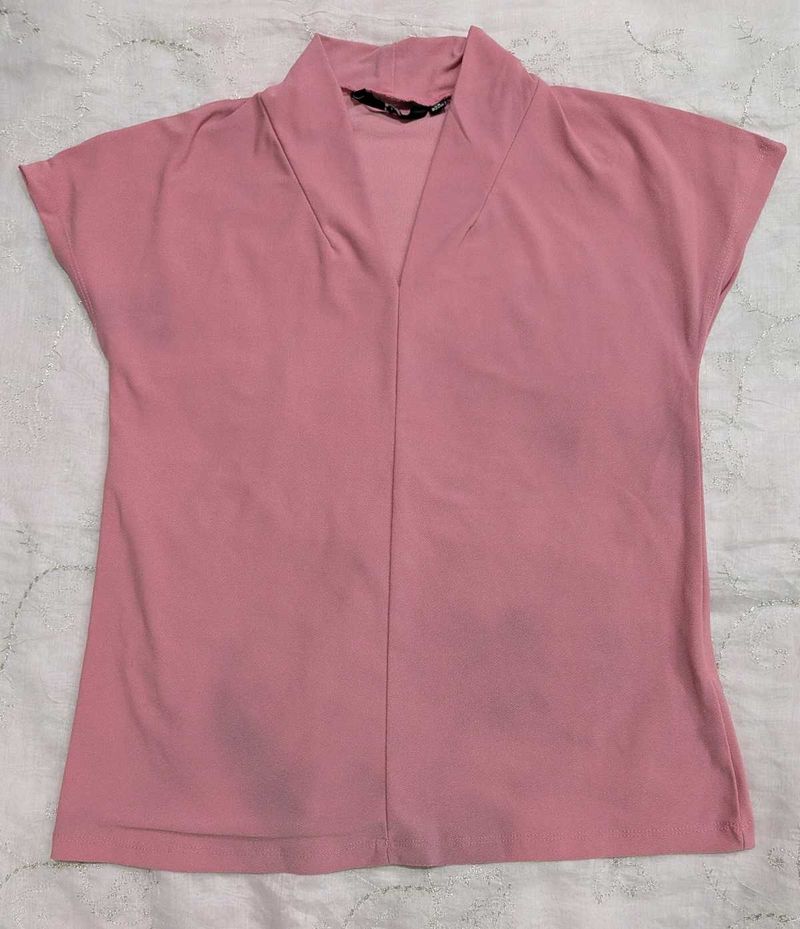 fig Women Relaxed Fit V-Neck T-Shirt