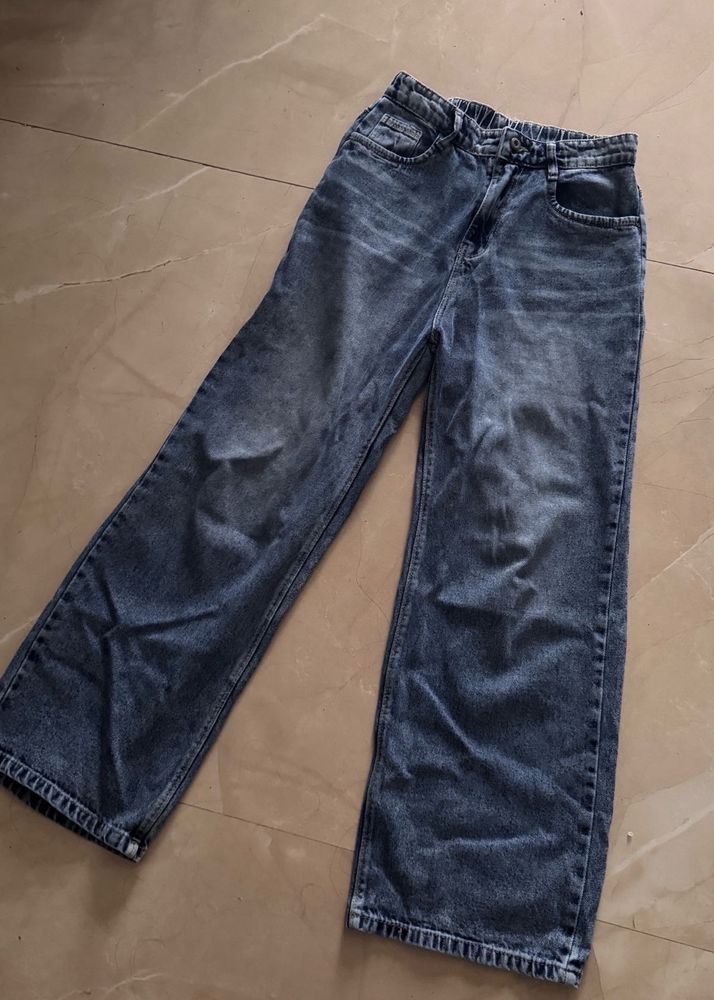 Vintage Wash Wide Leg Jeans, Size 25- 26