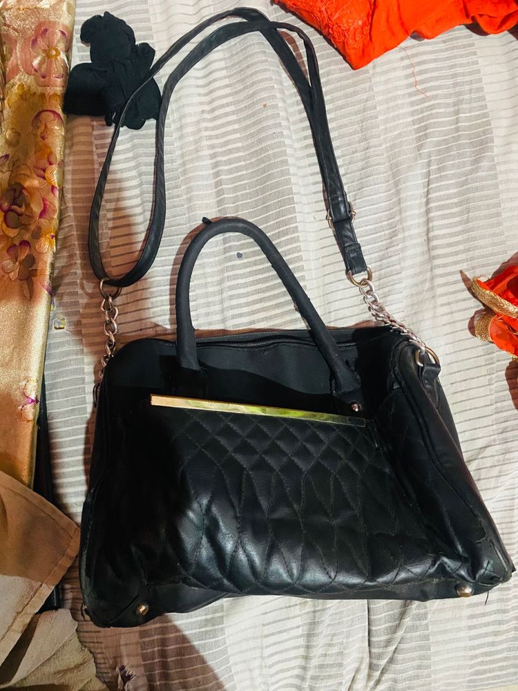Chic Black unique Handbag
