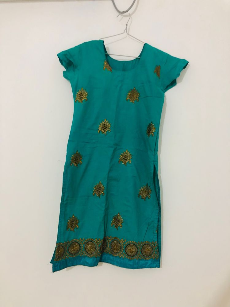 Embroidered Teal Kurti