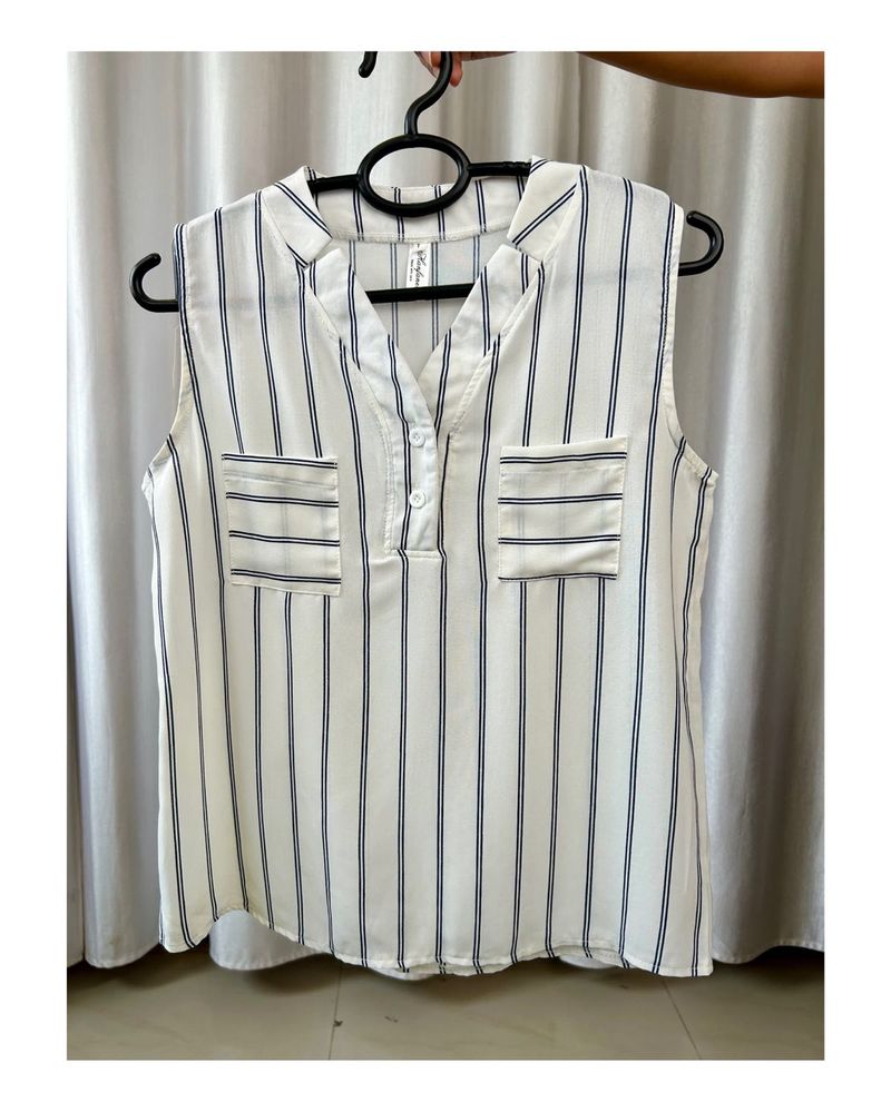 Chic Striped Sleeveless Top