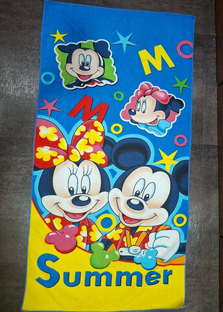 2 kids print towels