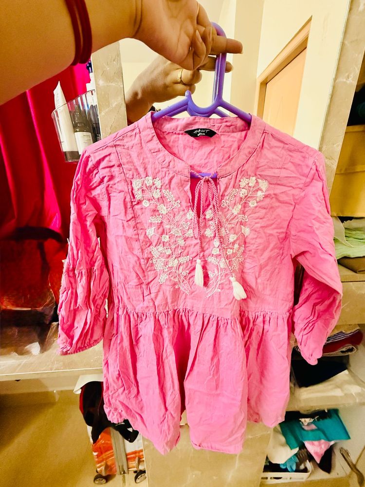 Beautiful Pink Embroidered Kurta Top