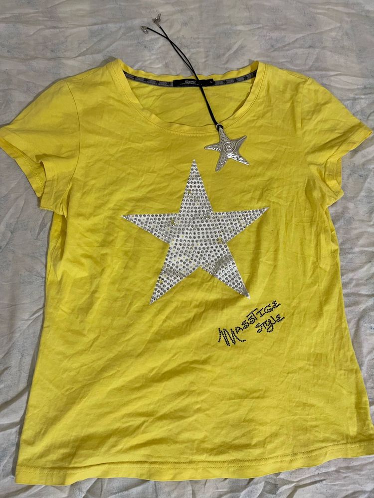 Y2K Yellow T-Shirt with Rhinestone Star