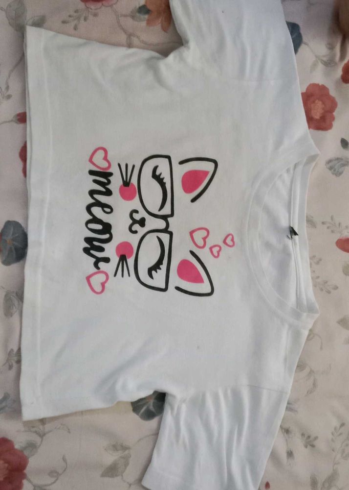 Cute Meow Graphic Tee