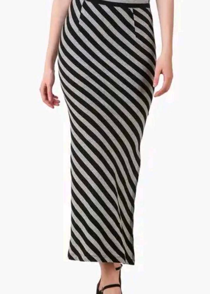 Chic Striped Maxi Skirt