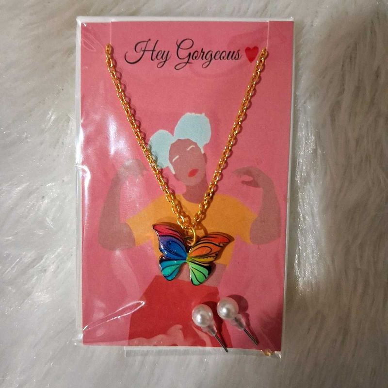 Butterfly Pendant Necklace Set