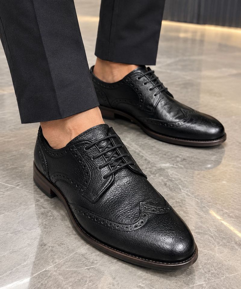 Arrow Men's Black Leather Oxford Shoes