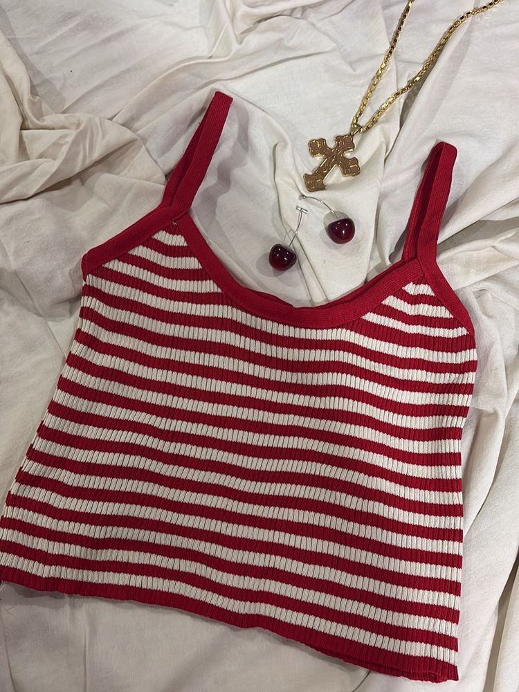 Retro Red &amp; White Striped Crop Tank🍒