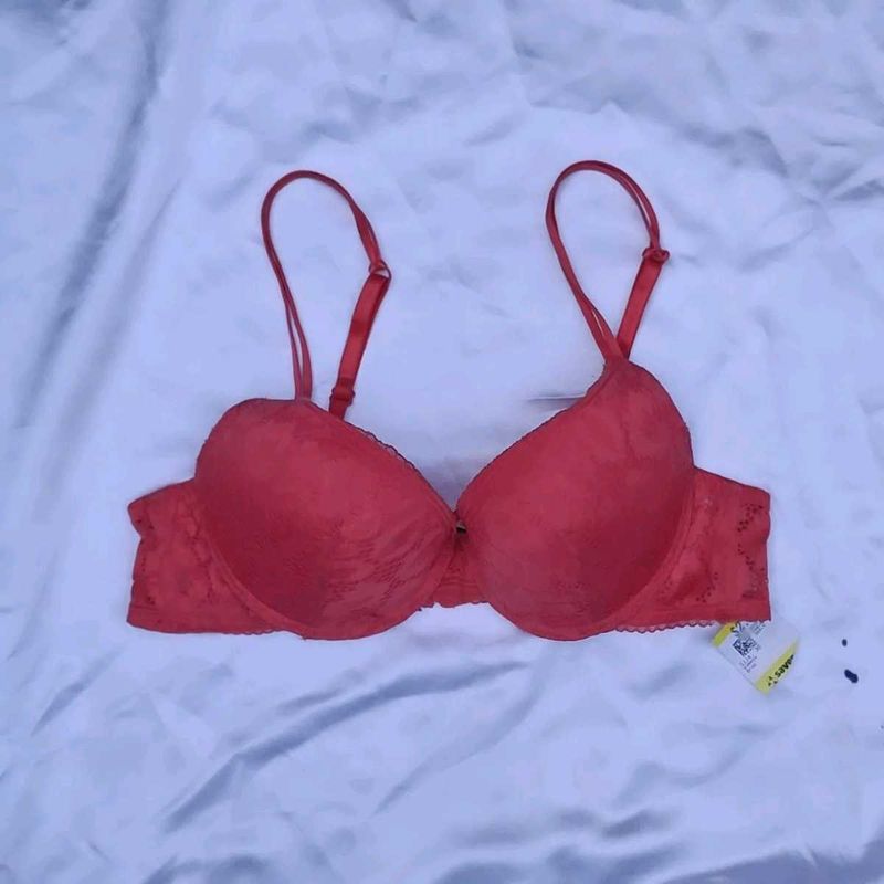 Kiss &amp;tell Bra