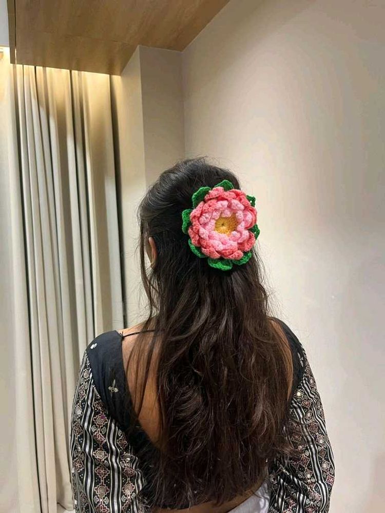 Crochet Lotus Hair Clip