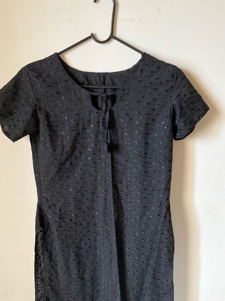 Elegant Black Top