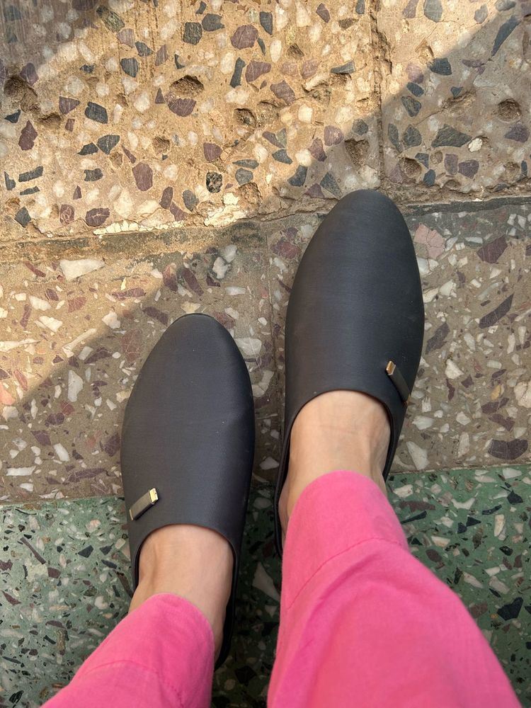 Stylish Dark Grey Slip-On Shoes