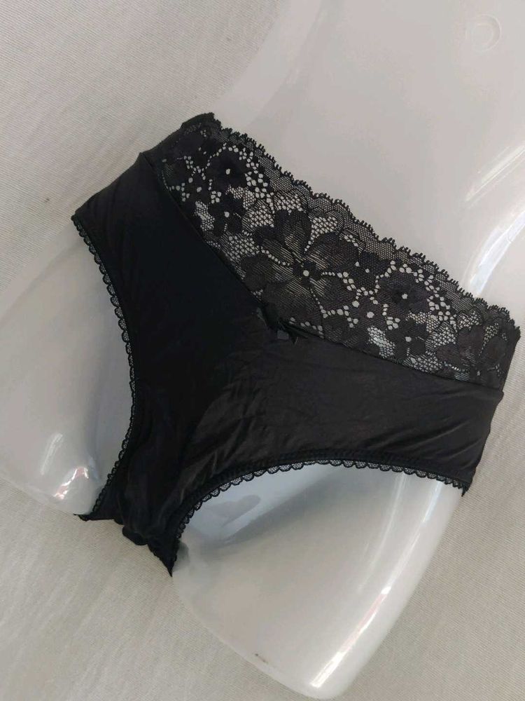 victoria's secret Black Lace Trim Briefs
