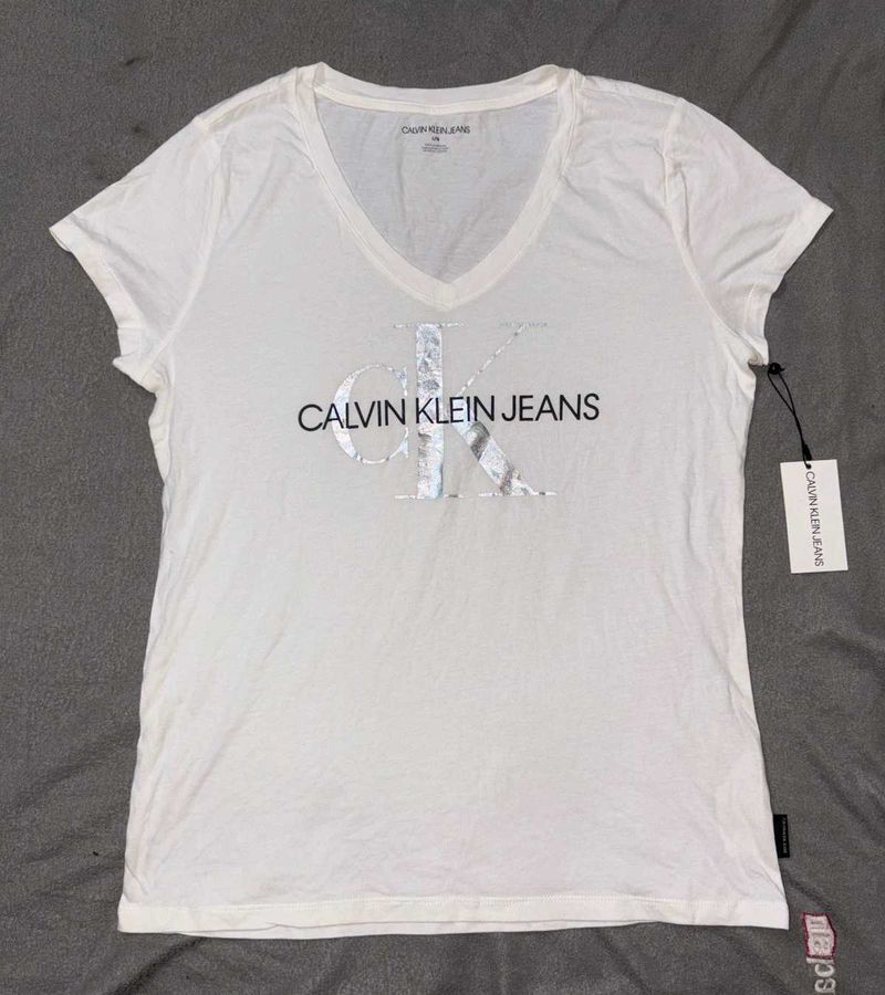Calvin Klein Jeans White V-Neck Tee
