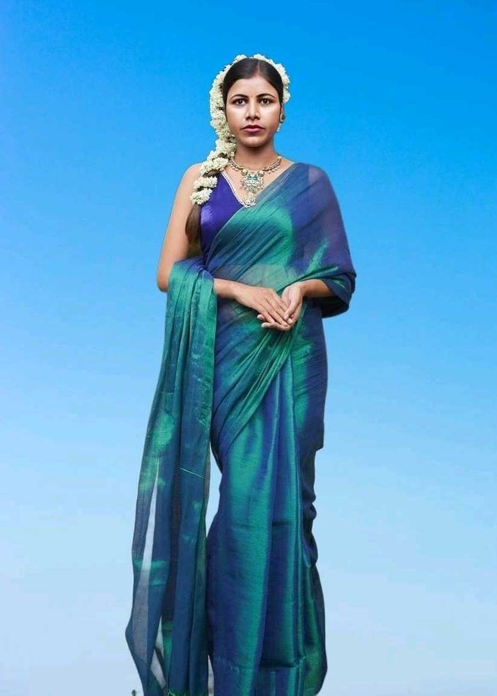 Royal Tissue Saree – Soft, Flowing &amp; Festive Ready