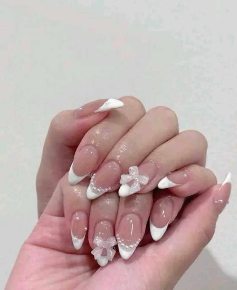 French Tip Bow Press On Nails
