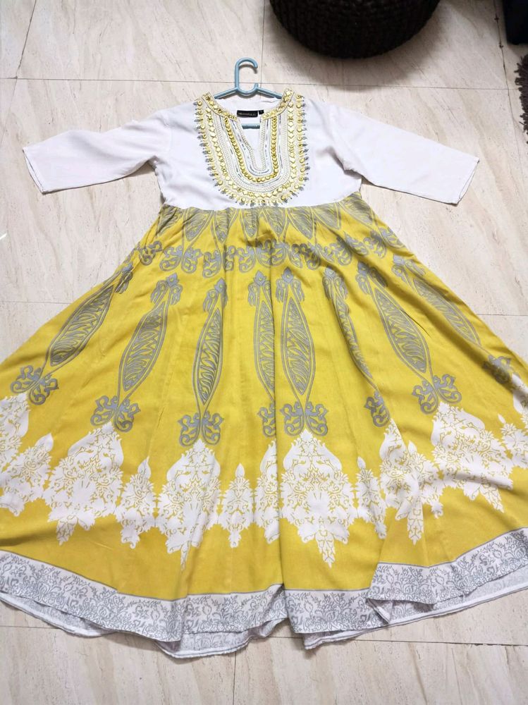 Women's Anarkali Kurti Size - Small