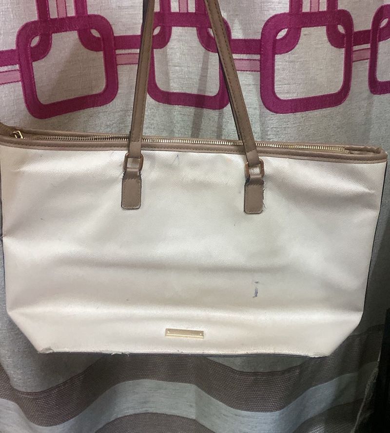 Chic Off-White Tote Bag