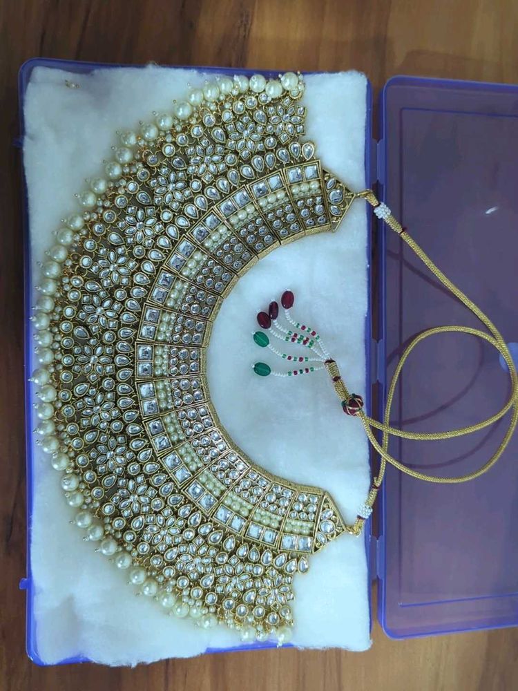 Kundan &amp; Pearl Necklace Set