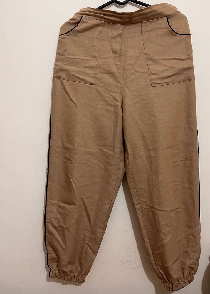 Trendy Beige Joggers