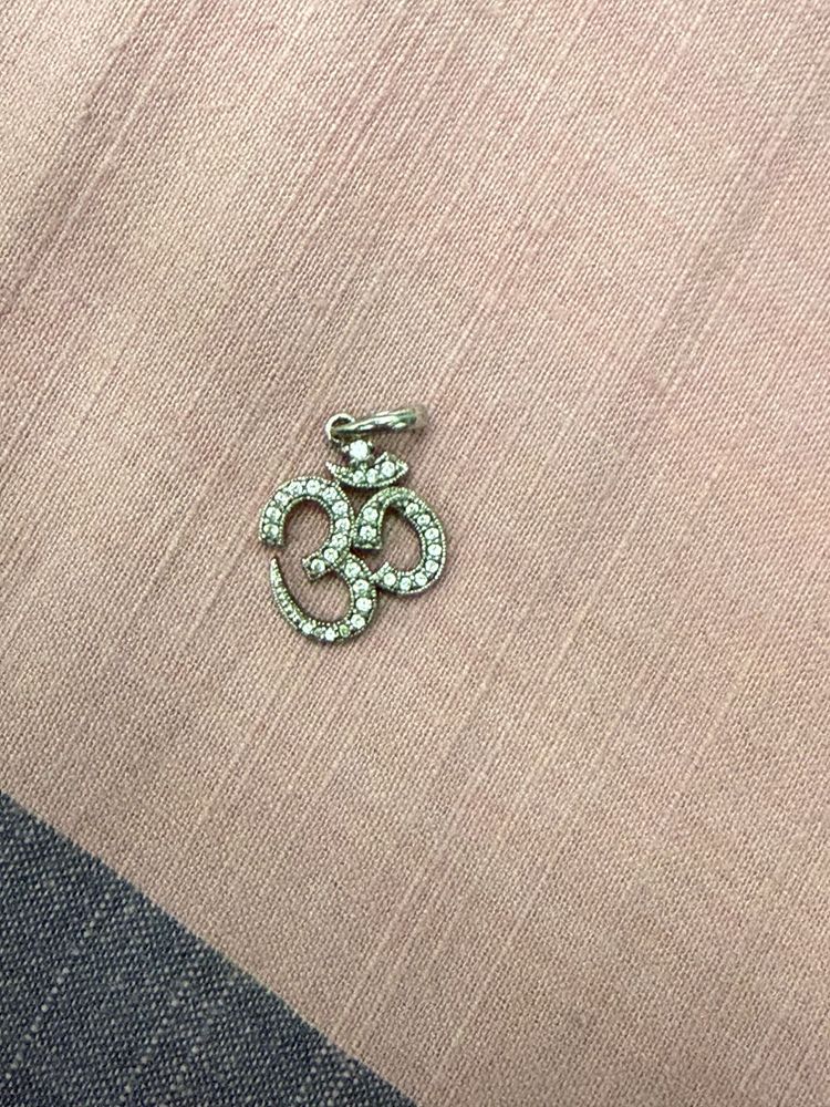 Sparkling Om Pendant Necklace