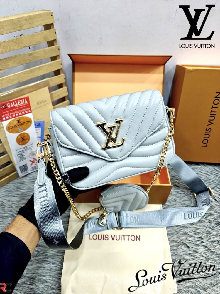 Louis Vuitton Crossbody Bag 😍