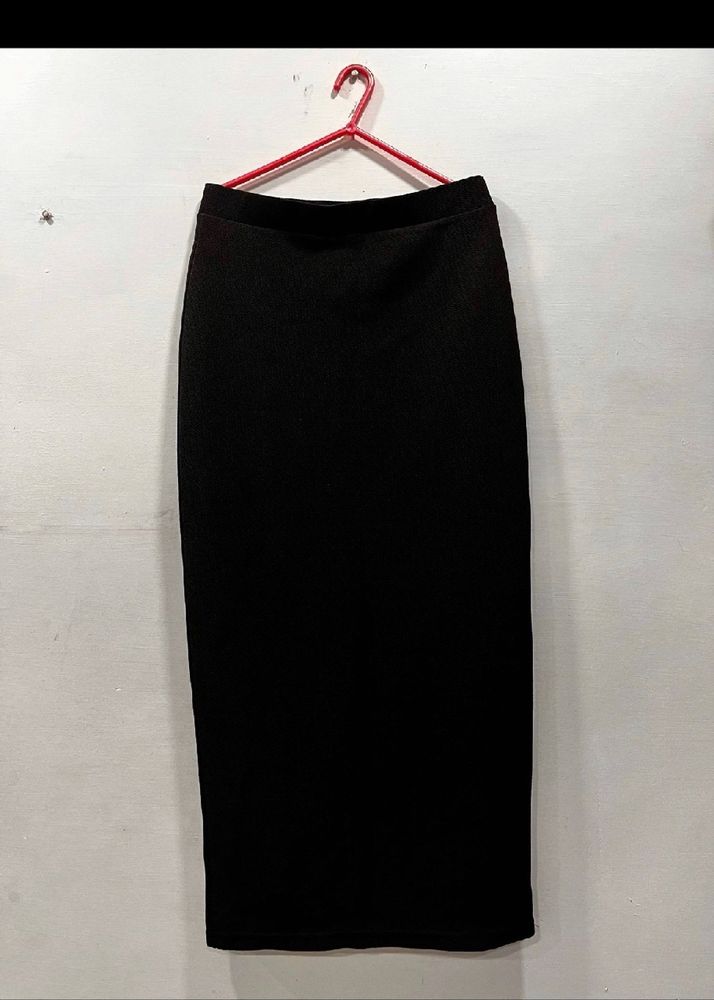 Black Ribbed Midi Pencil Skirt
