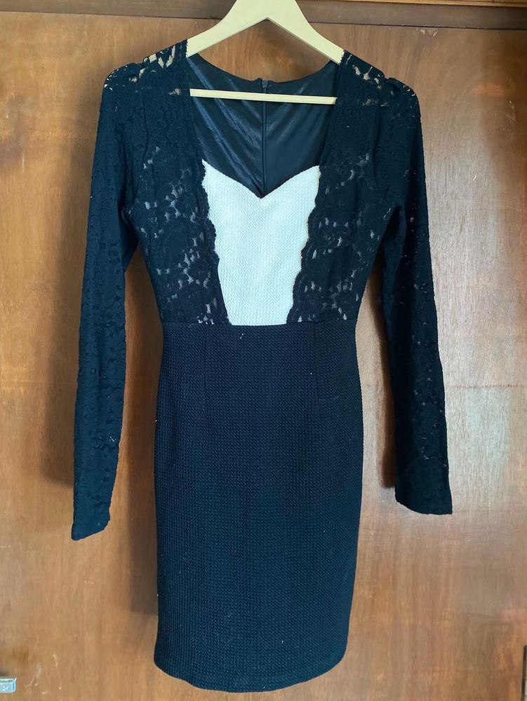 Elegant Black Lace Dress