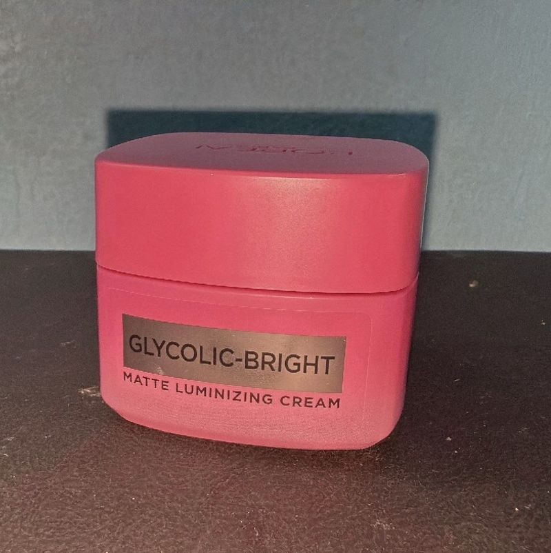 Glycolic-Bright Matte Luminizing Cream