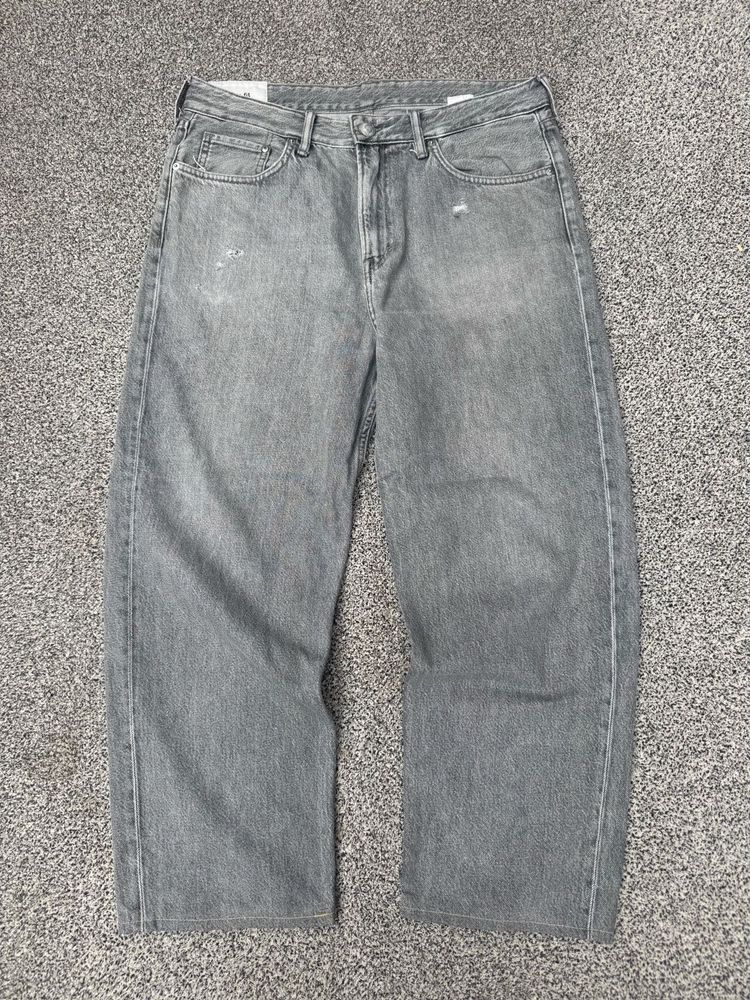 Gray Wash Wide Leg Jeans