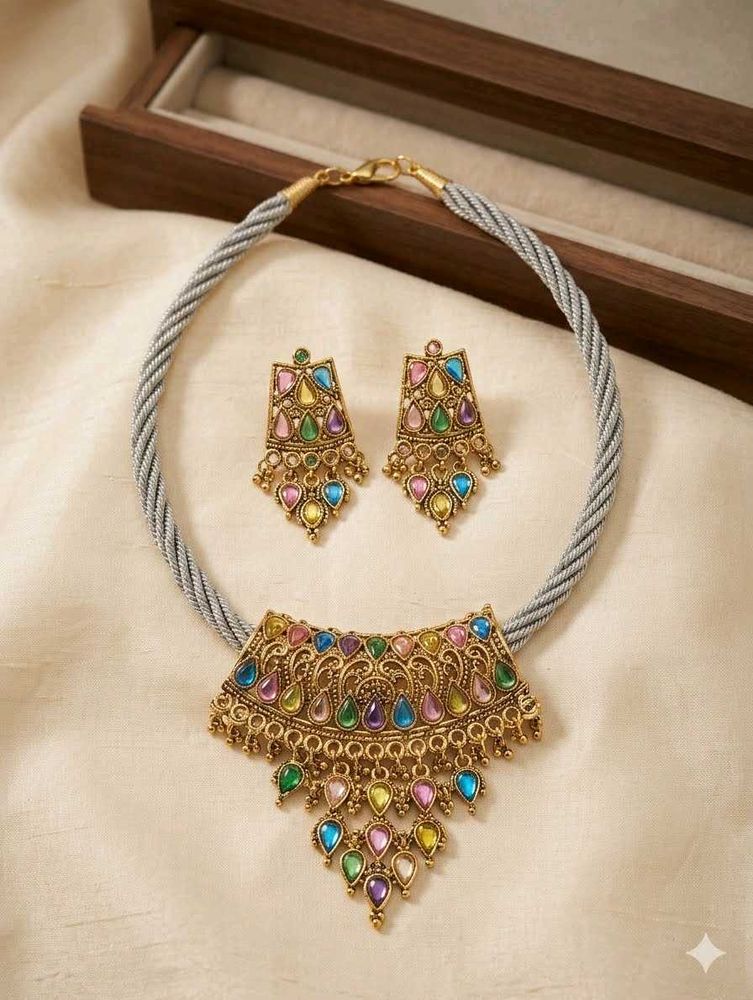 Elegant Necklace and Earring Set