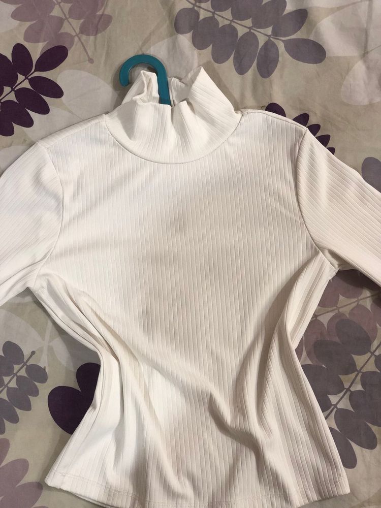 Korean Turtle Neck Top (white+black)