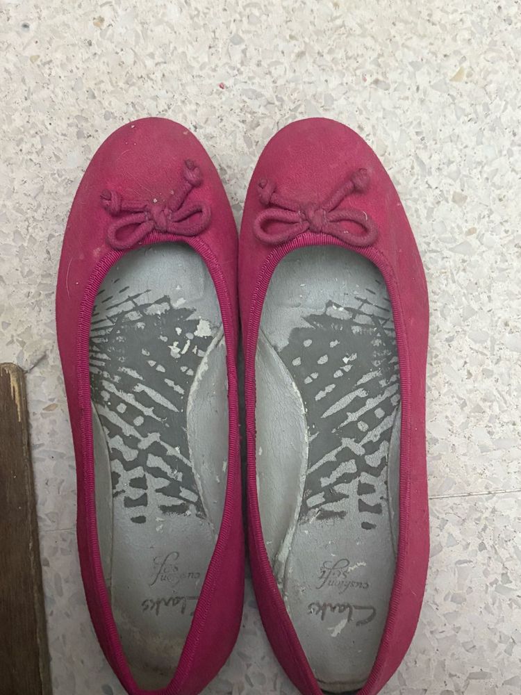 Clarks Hot Pink Ballet Flats