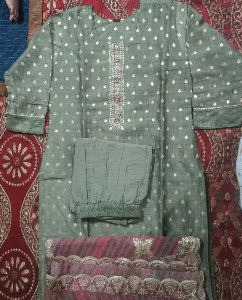 Elegant Green Kurta Set with Dupatta