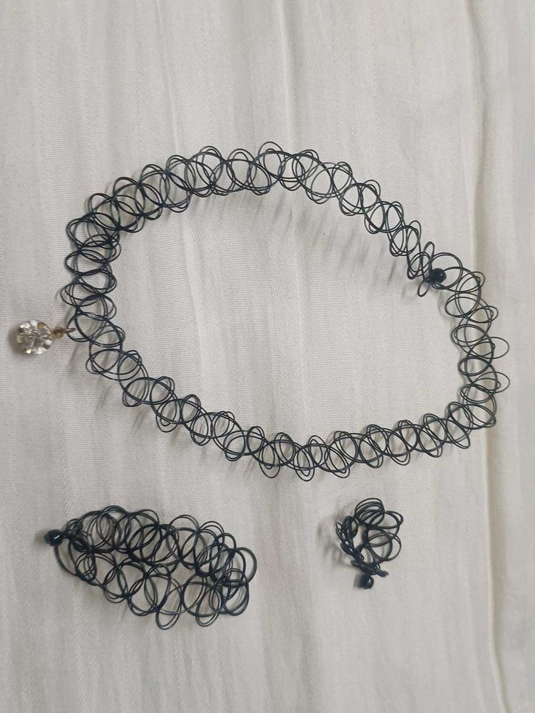 Choker Set