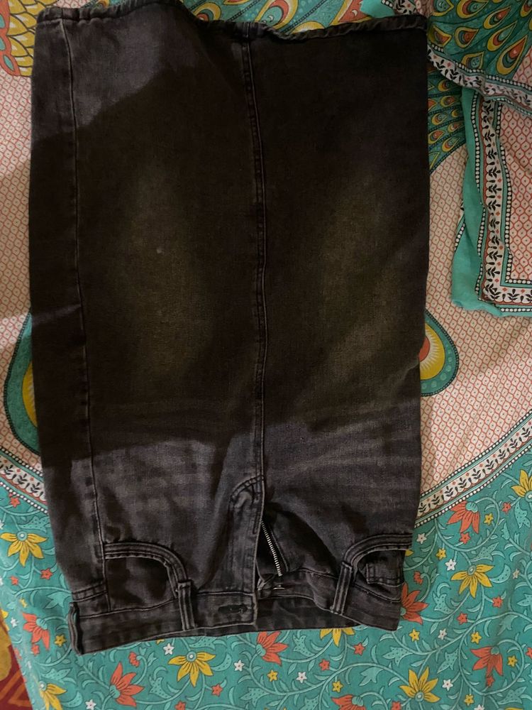 Washed Black Denim skirt &amp; H&amp;m top CO ord set