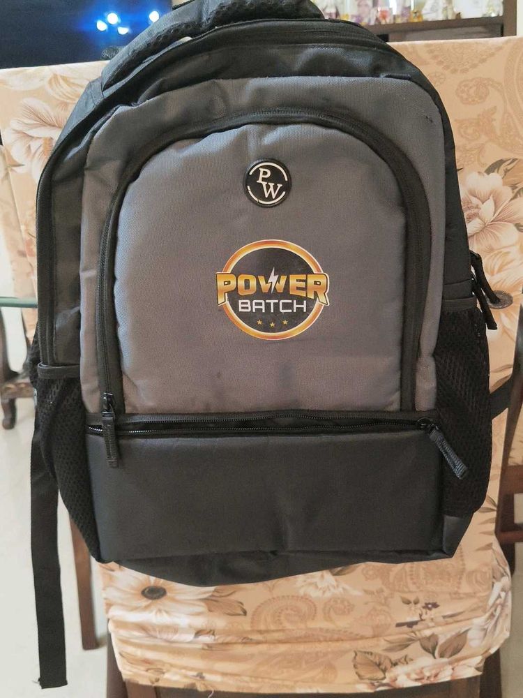 Power Batch Backpack - Gray/Black(unused)