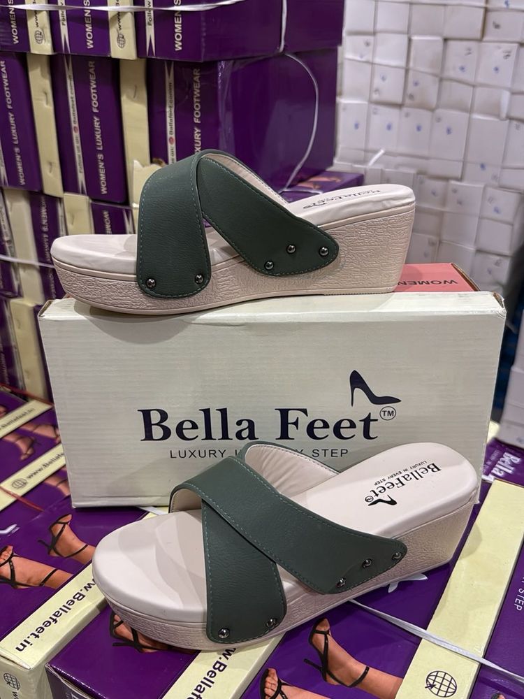 Bella Feet Wedge Sandals