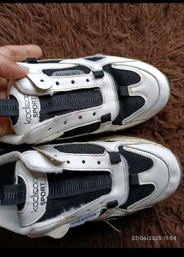 Kadisco Sport Shoes