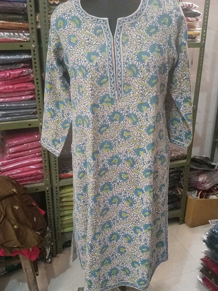 Beautiful Floral Print Kurta
