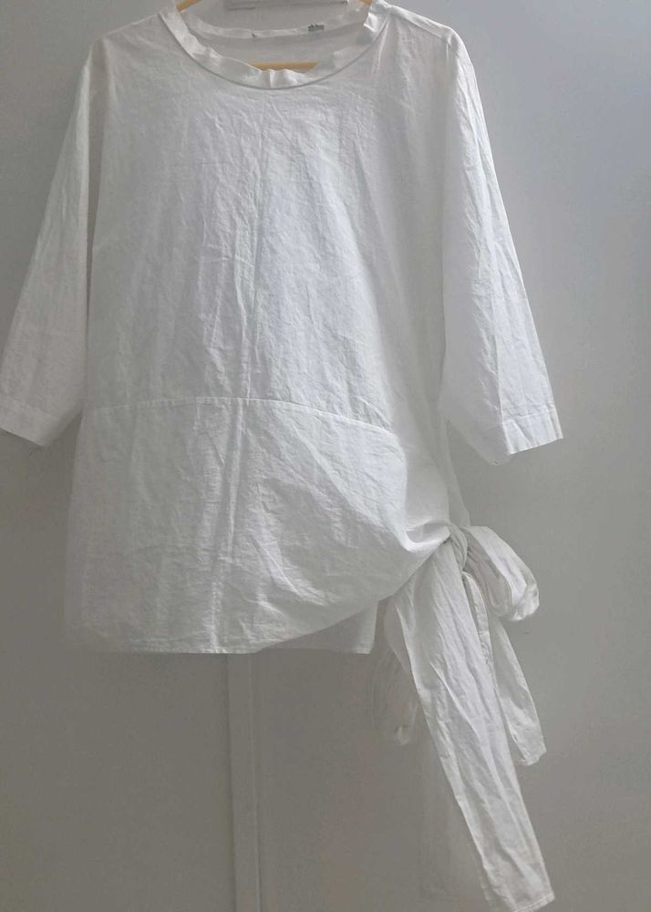 Chic White Tie-Detail Tunic Top